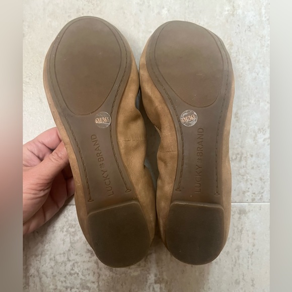 Lucky Brand Emmie Suede Ballet Flats - Size 6 - Worn Once - Picture 2 of 3